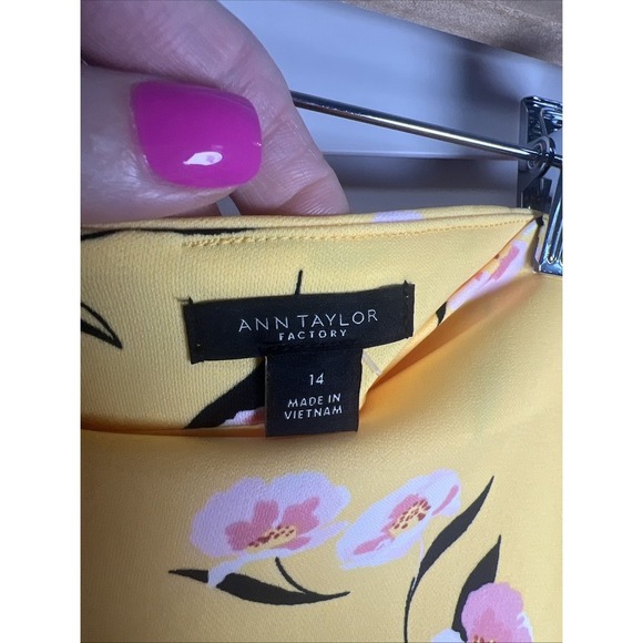 Ann Taylor Floral Lined Pencil Skirt Women's Size 14 Yellow Floral NWT - Picture 3 of 8